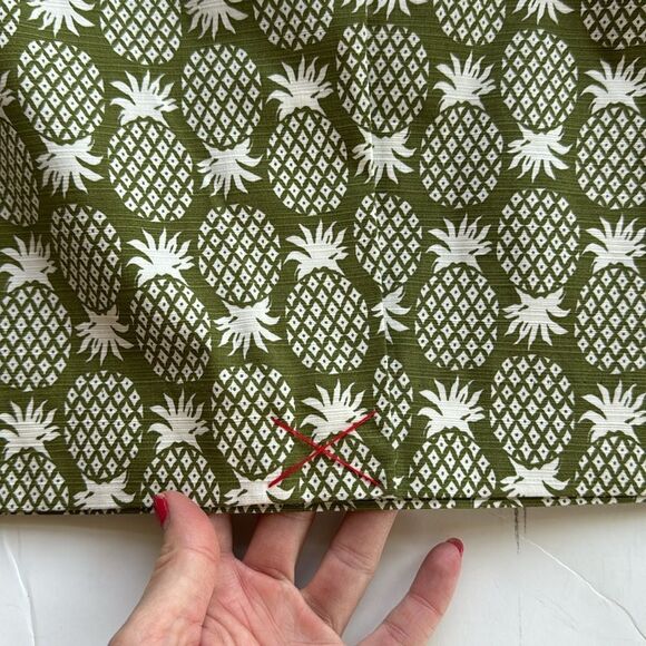 NWT Boden Gabriella Pencil Skirt 4P‎ Green White Pineapple Novelty Print Pockets - Picture 8 of 14